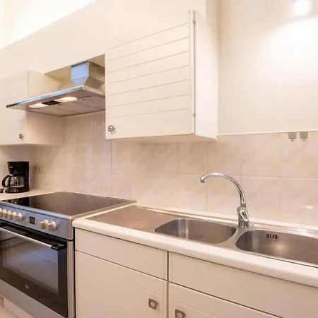 Spacious 7-bed House In Ostende